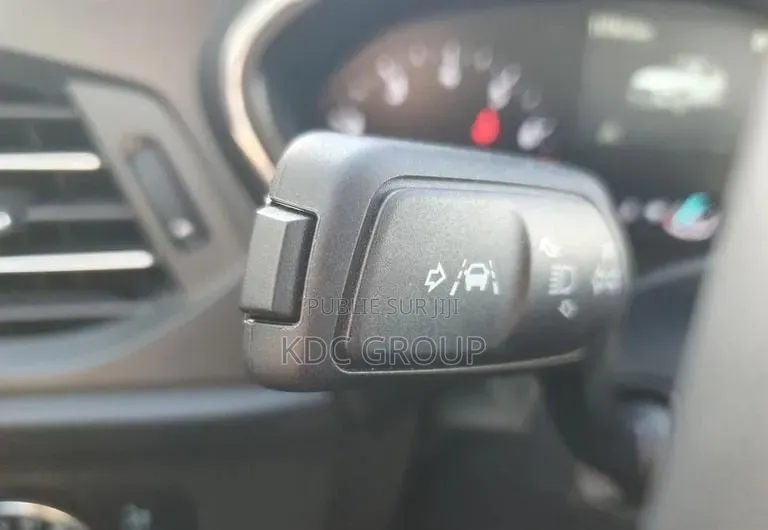 Ford Focus 2023 Argenté