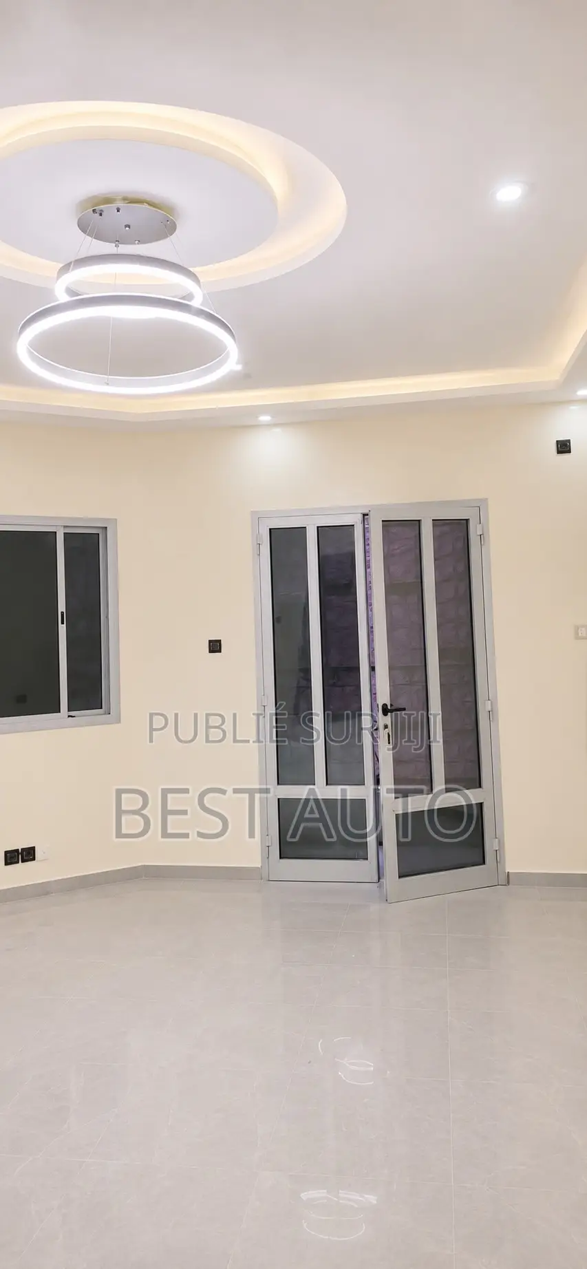 2chbre Appartement dans Ouakam à Louer