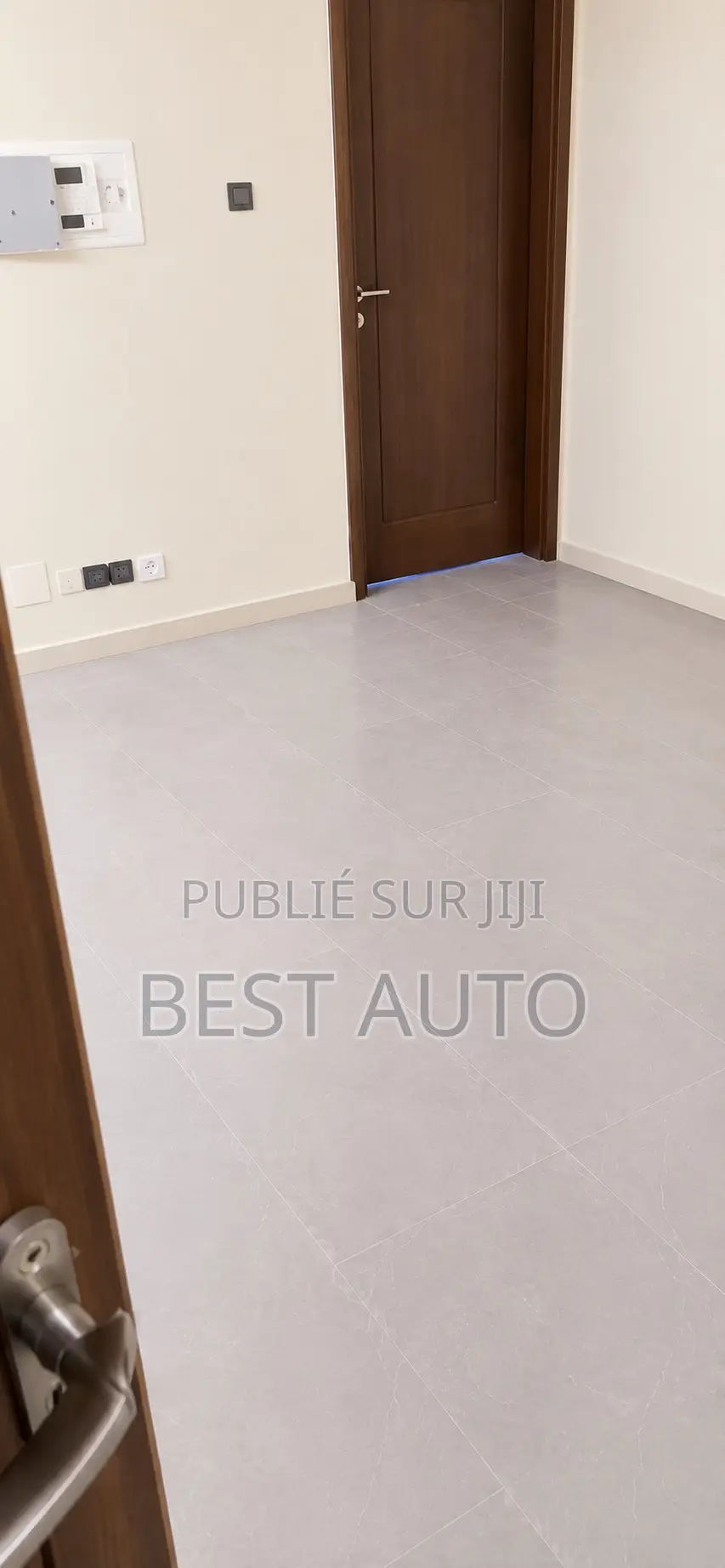 2chbre Appartement dans Ouakam à Louer
