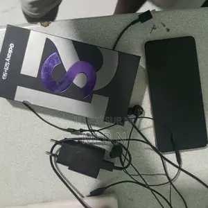 Nouveau Samsung Galaxy S21+ 5G 128 GB Autre