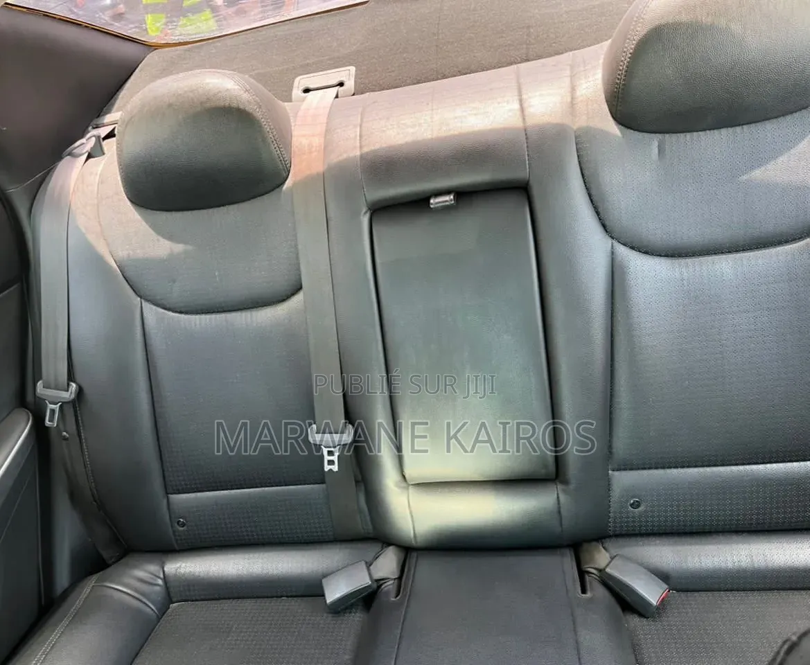 Hyundai Avante 2016 Gris