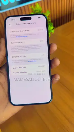 Nouveau Apple iPhone 16 Plus 256 GB Noir