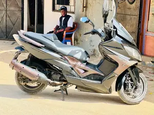Kymco Xciting 2017 Noir