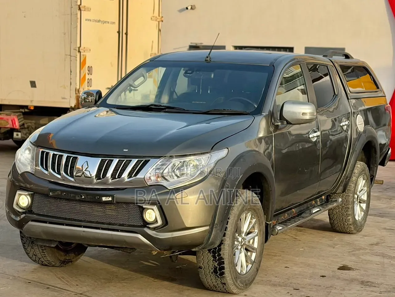 Mitsubishi L200 2017 Gris