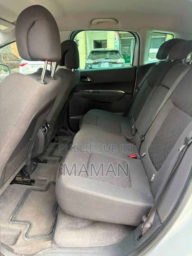 Peugeot 3008 2016 Gris