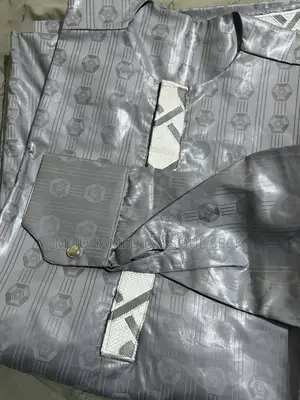 Grand Boubou 3 Pièces Bazin Riche Taille 1m75 À 50.000f À Dakar