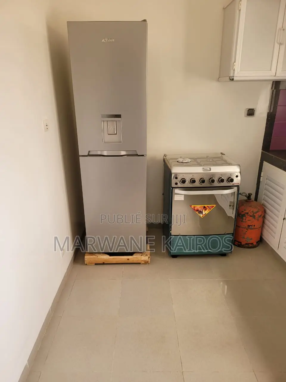 Meublé 2chbre Appartement dans Fann-Point E-Amitié à Vendre