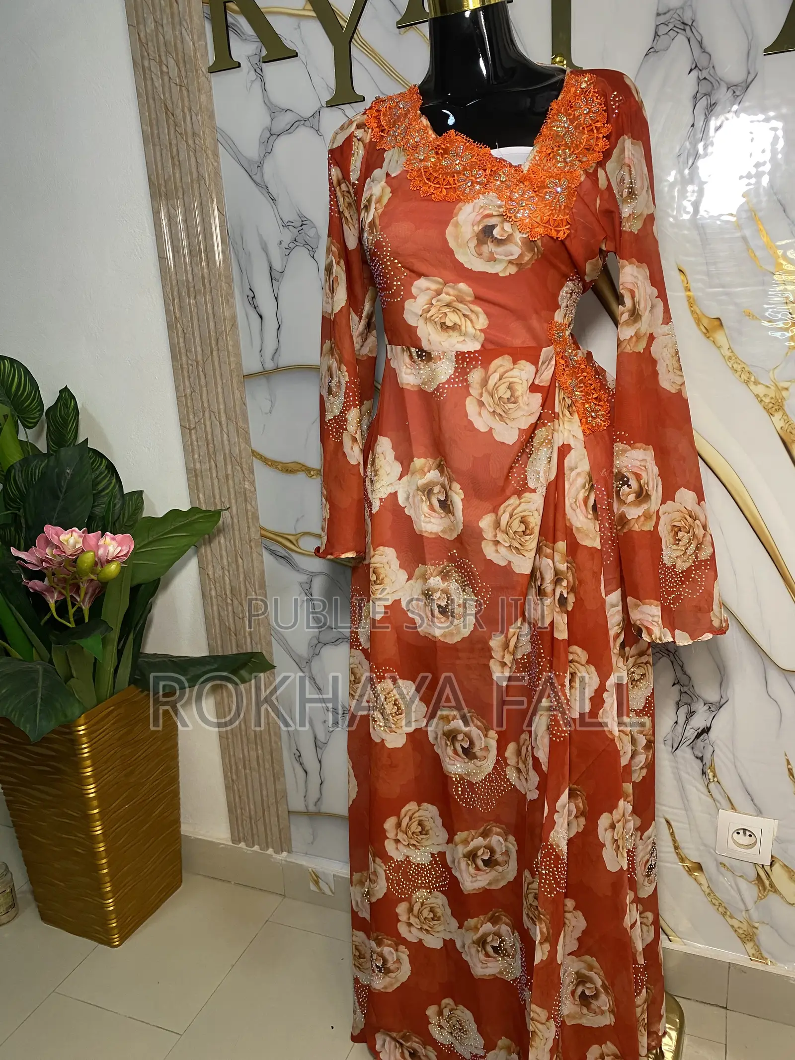 Tenue Khadija