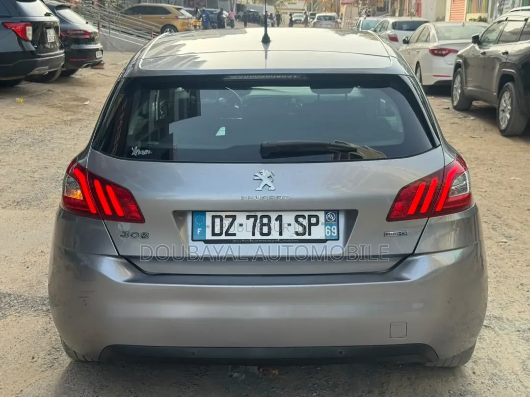 Peugeot 308 2017 Gris
