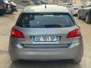 Peugeot 308 2017 Gris
