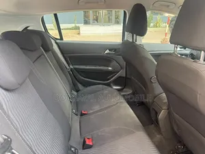 Peugeot 308 2017 Gris