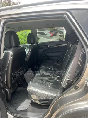 Kia Sorento 4dr SUV 2016 Gris