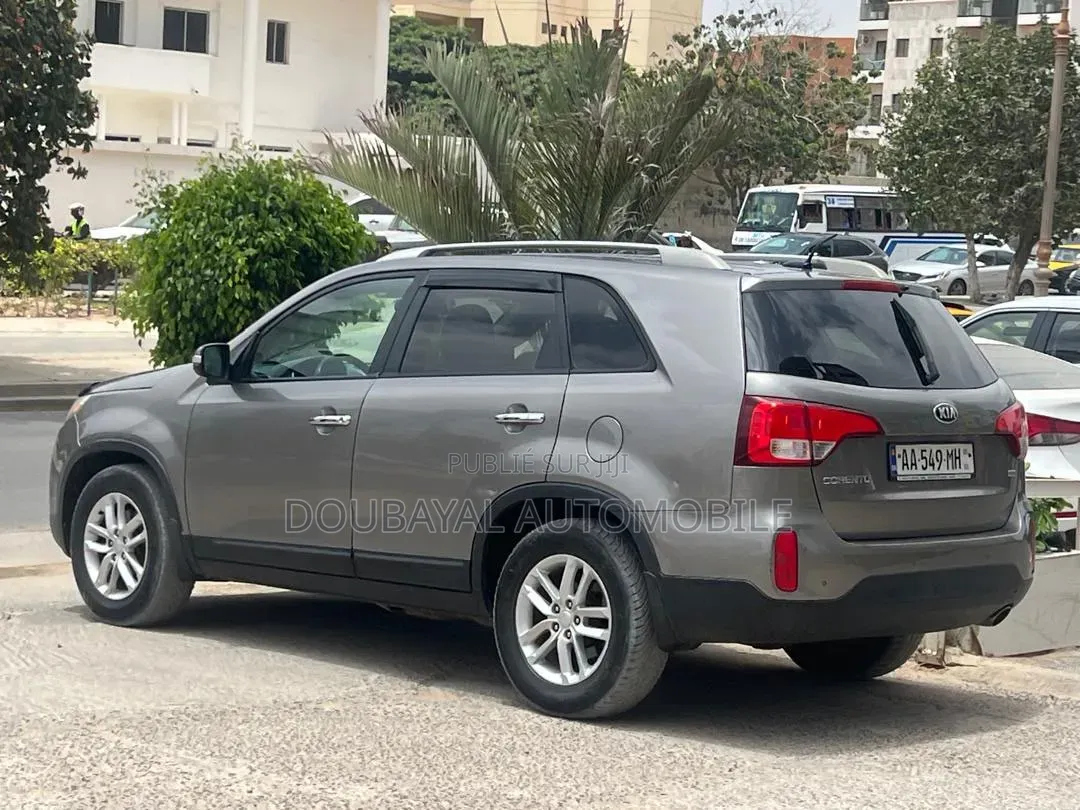 Kia Sorento 4dr SUV 2016 Gris