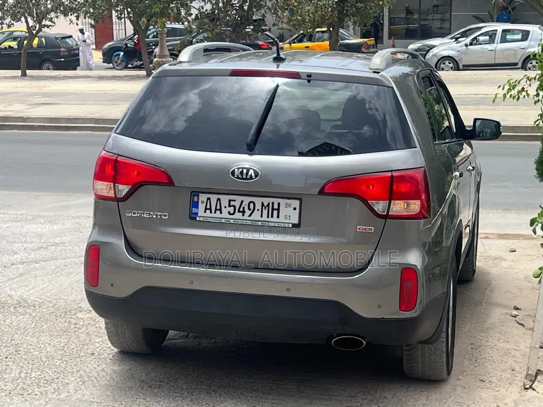 Kia Sorento 4dr SUV 2016 Gris