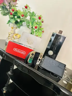 Nintendo Switch Édition Zelda – Très Bon État