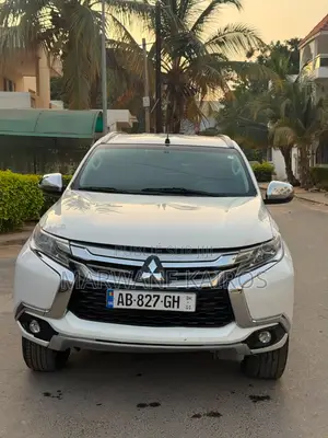 Mitsubishi Pajero Sport 2019 Blanc