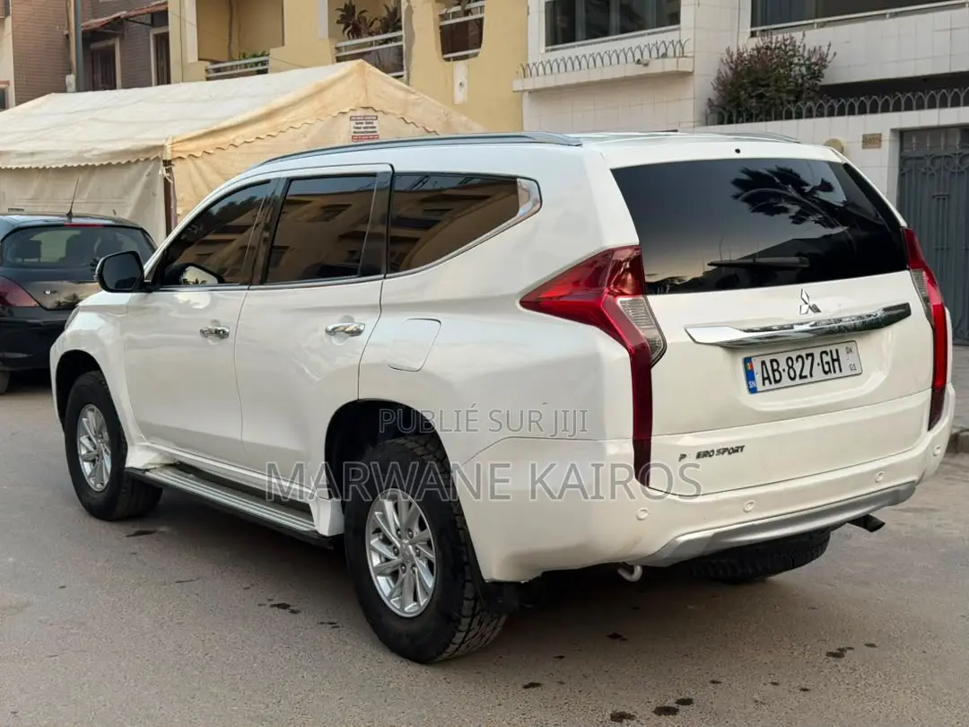 Mitsubishi Pajero Sport 2019 Blanc