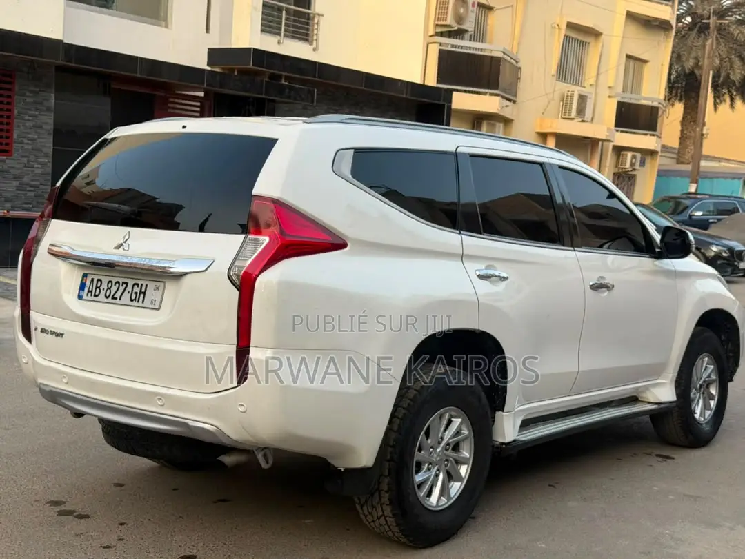 Mitsubishi Pajero Sport 2019 Blanc