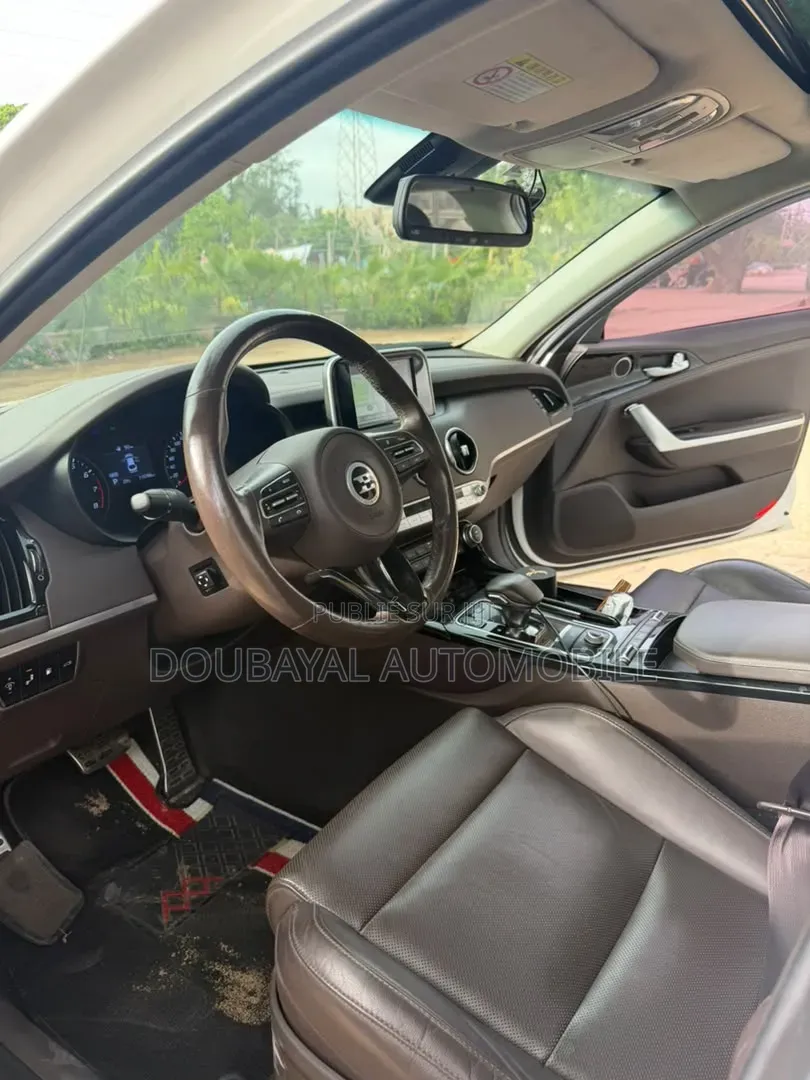 Kia Stinger 2018 Blanc