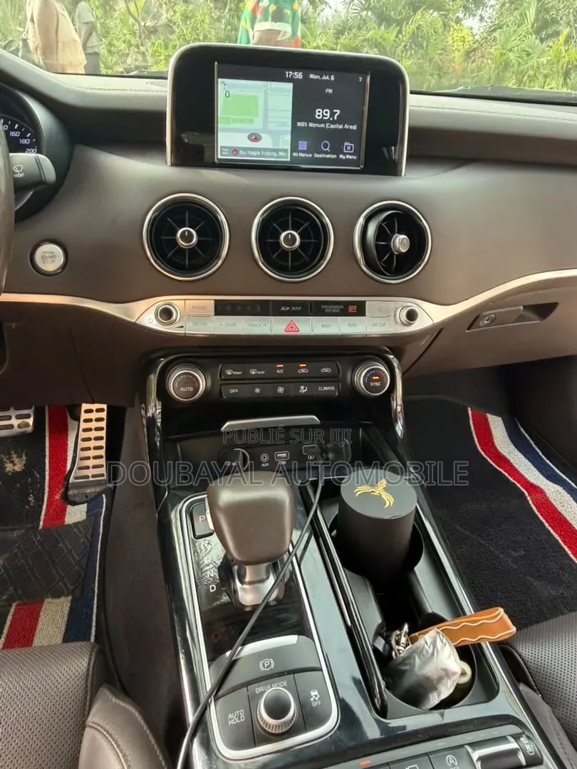 Kia Stinger 2018 Blanc