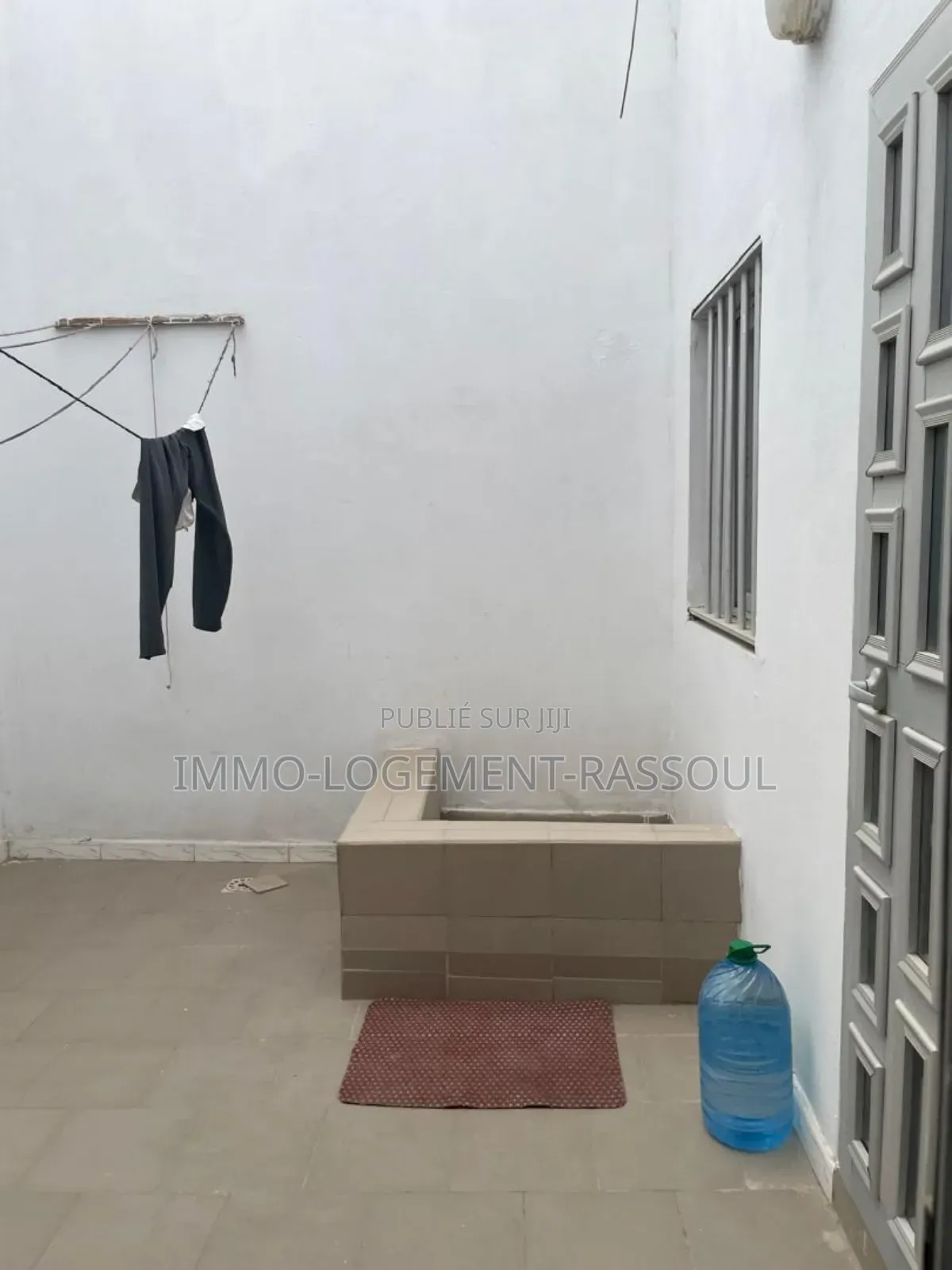 1chbre Appartement dans , Yoff à Louer