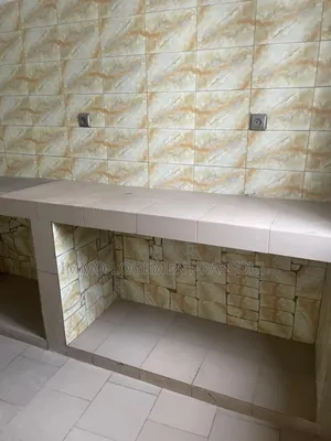 1chbre Appartement dans , Yoff à Louer