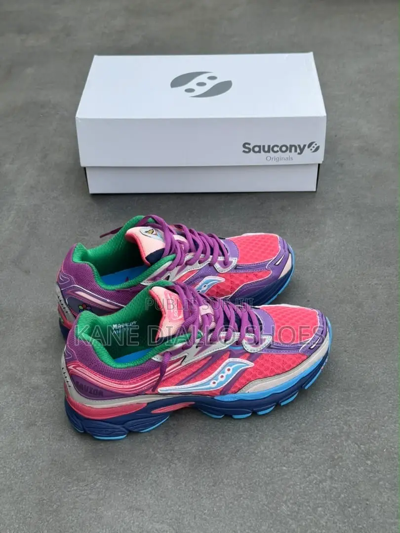 Nouvelle Paire
