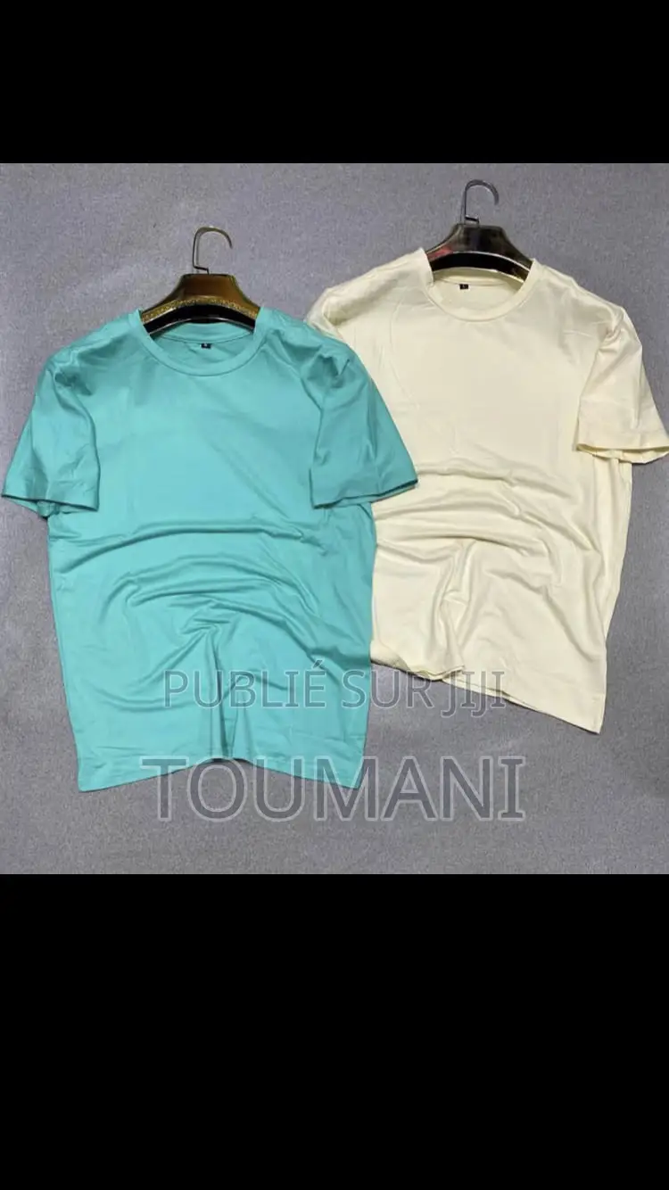 T-Shirt Slime Fit Unique/Basic