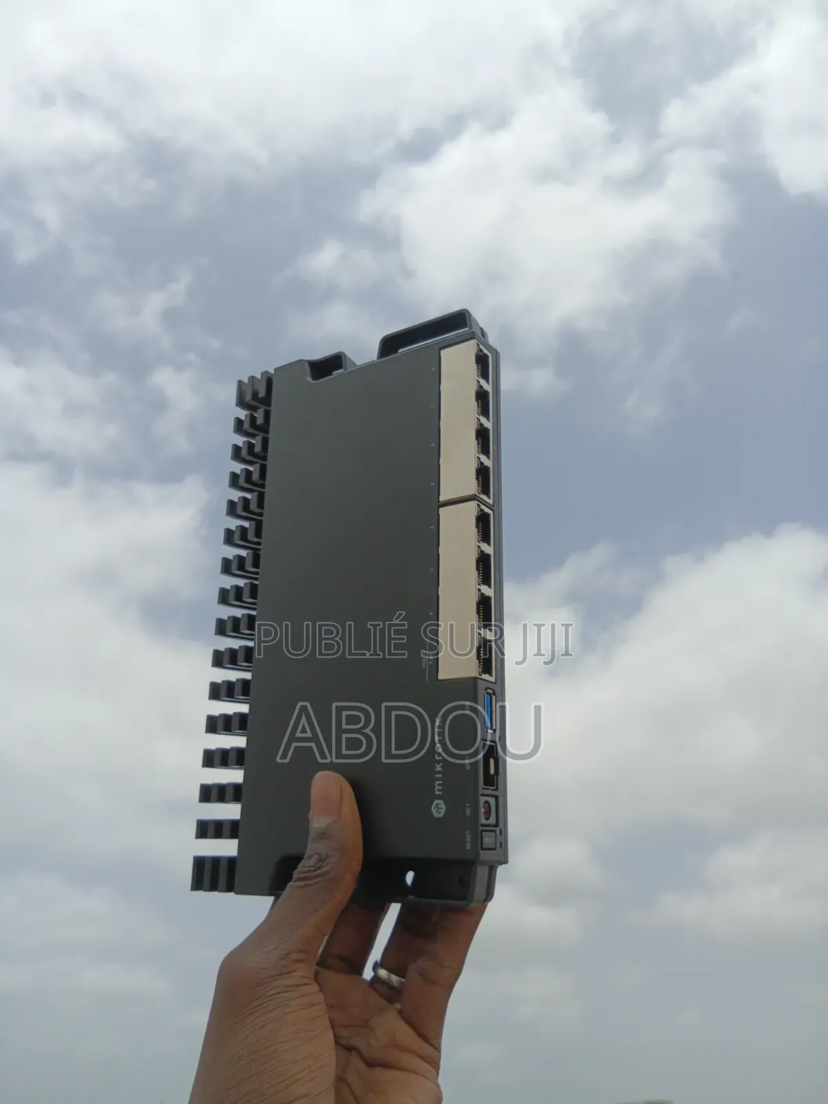Routeur Mikrotik Rb5009