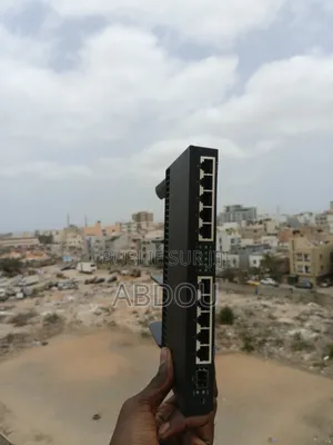 Routeur Mikrotik Rb4011 Avec 4 Puissant Antennes