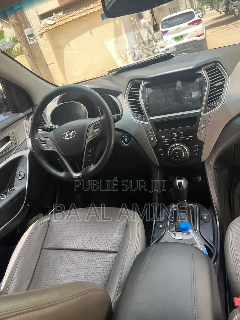 Hyundai Santa Fe 2016 Noir