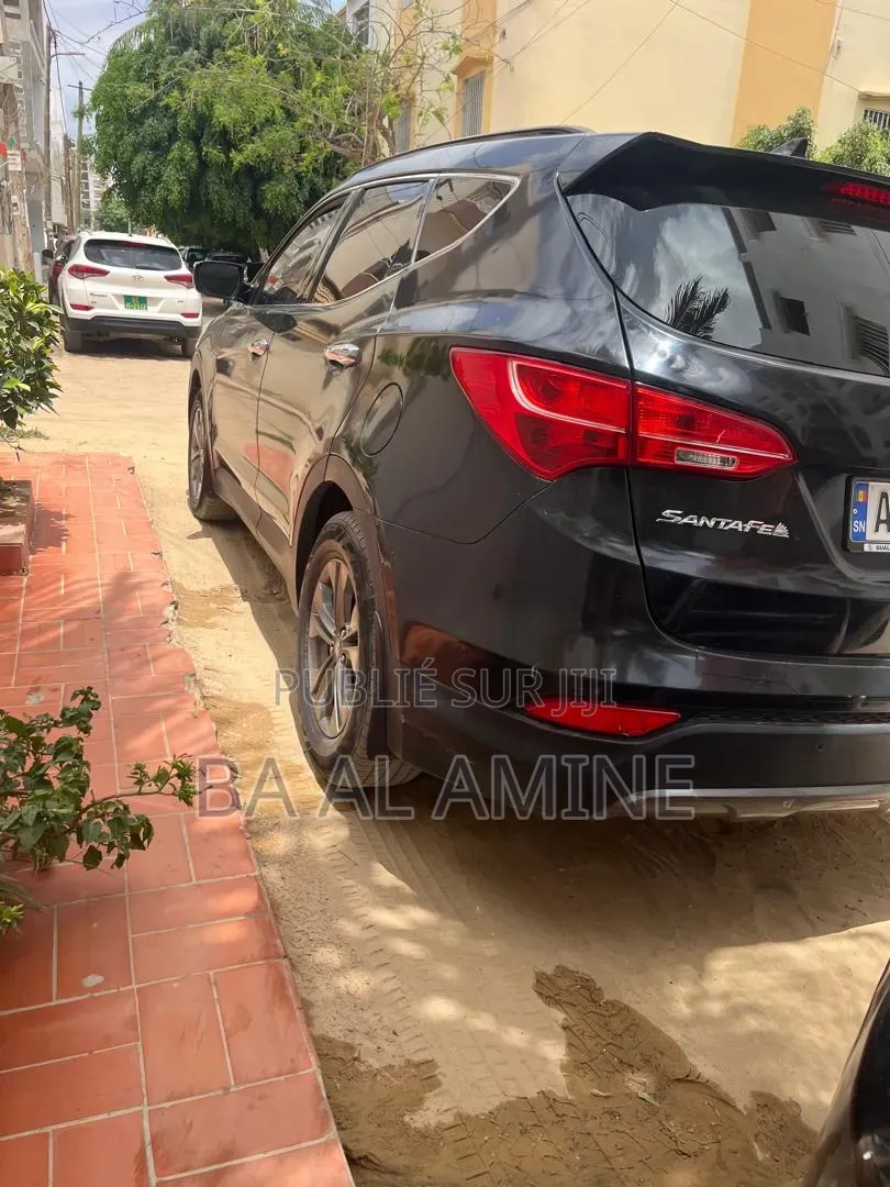 Hyundai Santa Fe 2016 Noir