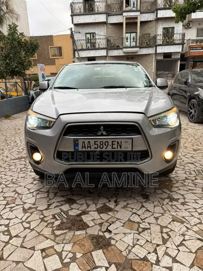 Mitsubishi RVR 2015 Gris