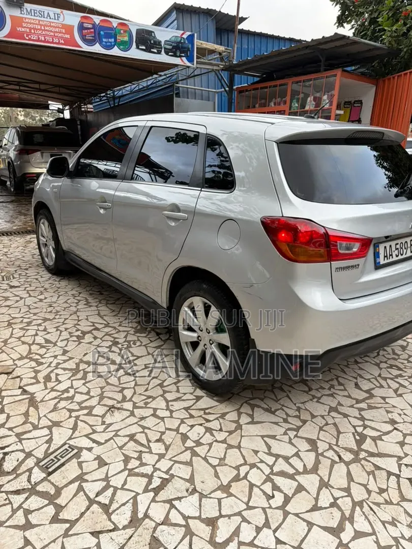 Mitsubishi RVR 2015 Gris