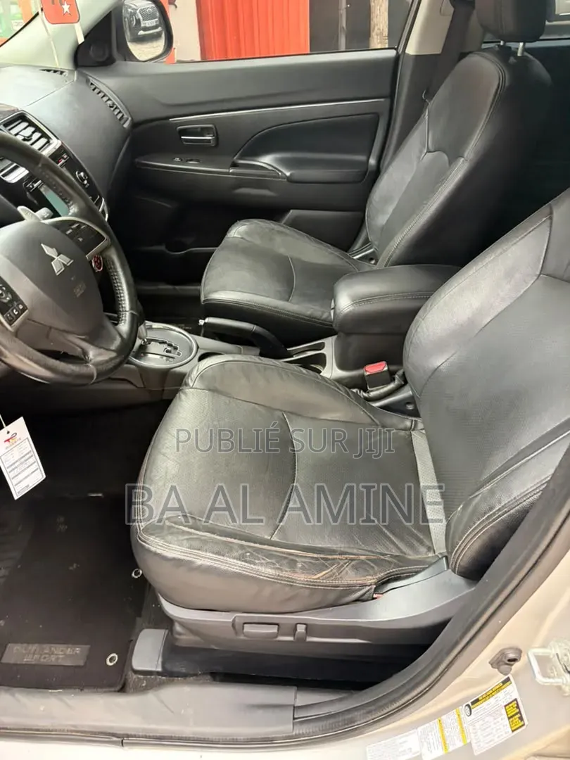 Mitsubishi RVR 2015 Gris