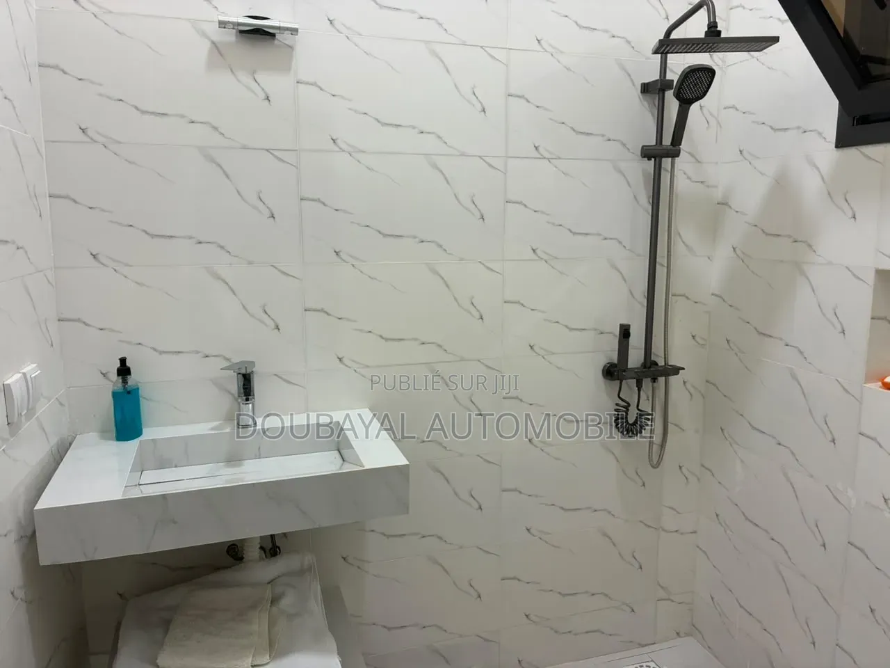 3chbre Villa dans Nianing Baobabe, Thiès Sud à Vendre