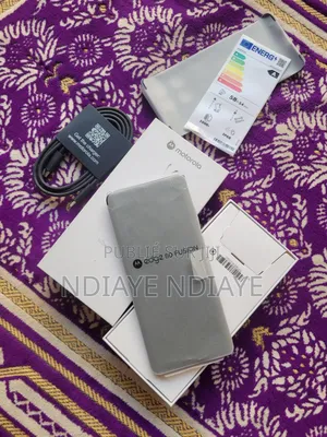 Nouveau Motorola Edge 60 Fusion 256 GB Gris