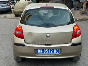 Renault Clio 2010 Beige