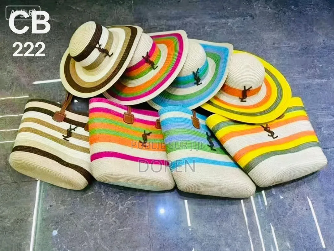 Sac Plage Avec Chapeau