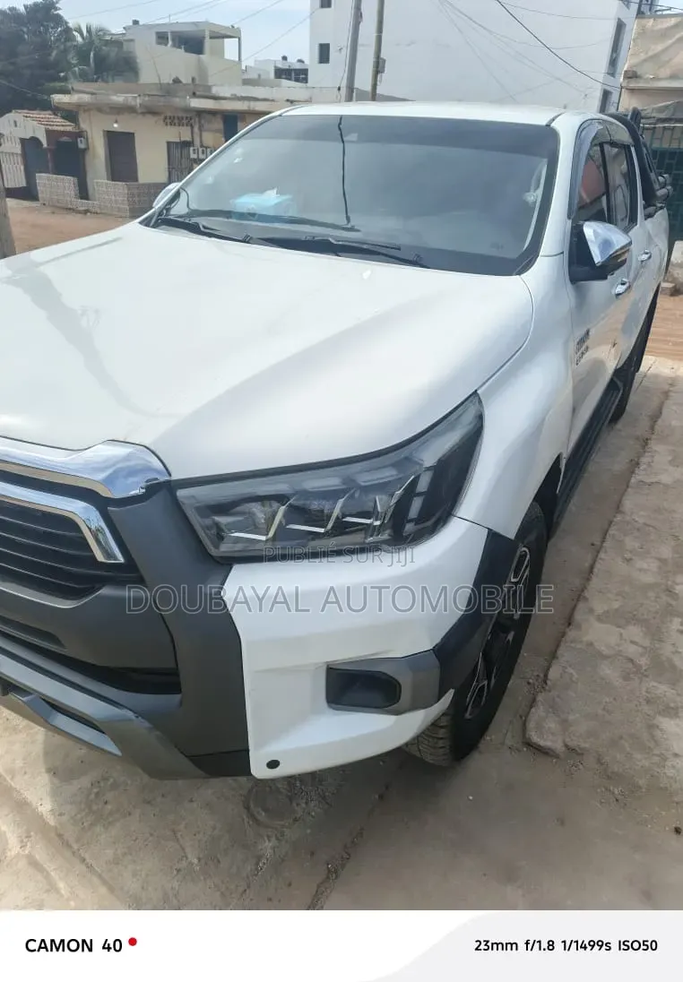 Toyota Hilux 2022 Blanc