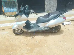 Aprilia Atlantic 2010 Gris