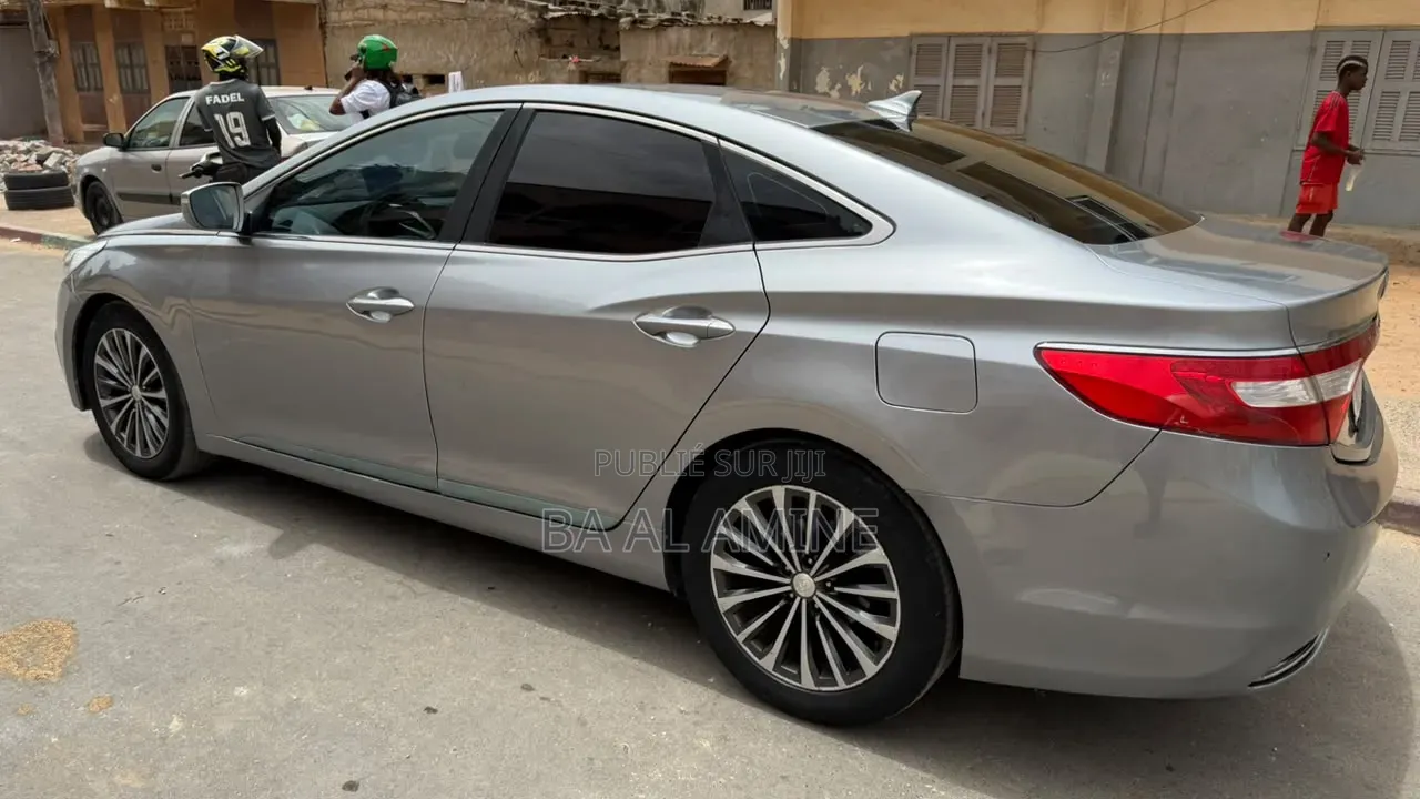 Hyundai Grandeur 2014 Gris