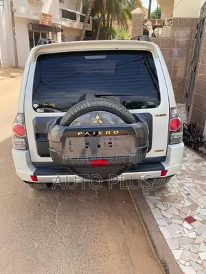 Mitsubishi Pajero 2017 Blanc