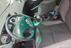 Peugeot 308 2012 Marron