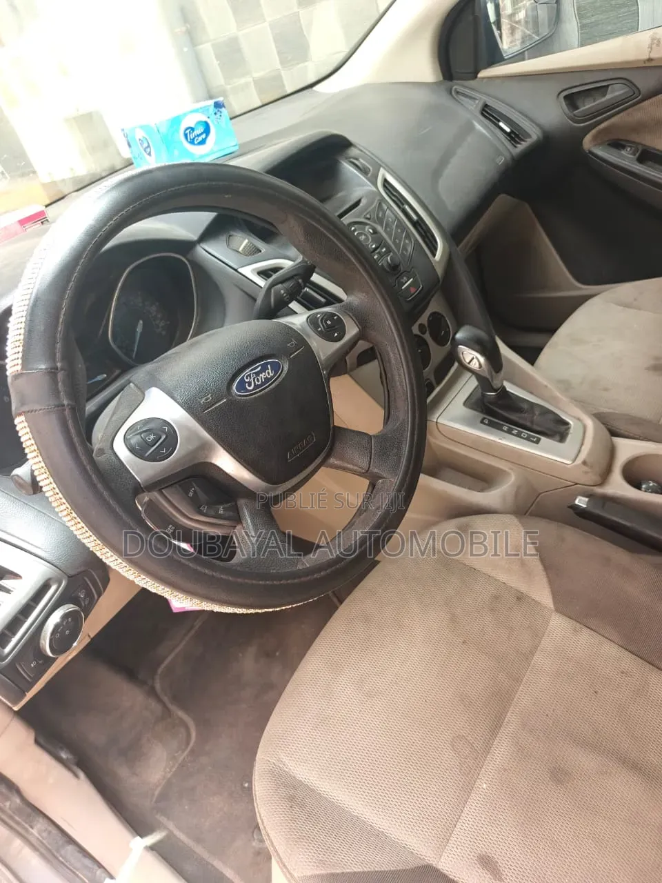 Ford Focus 2012 Gris