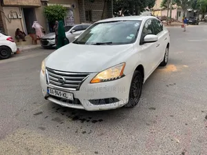 Nissan Sentra 2014 Blanc cassé