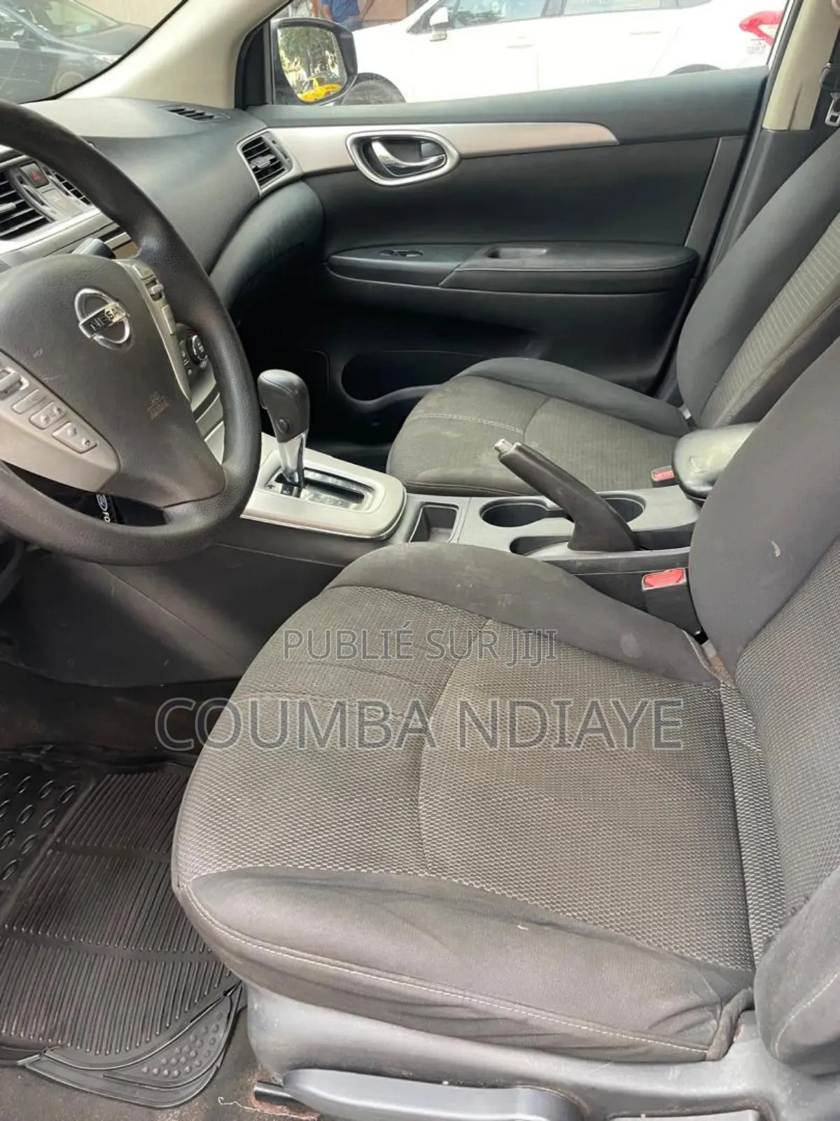 Nissan Sentra 2014 Blanc cassé