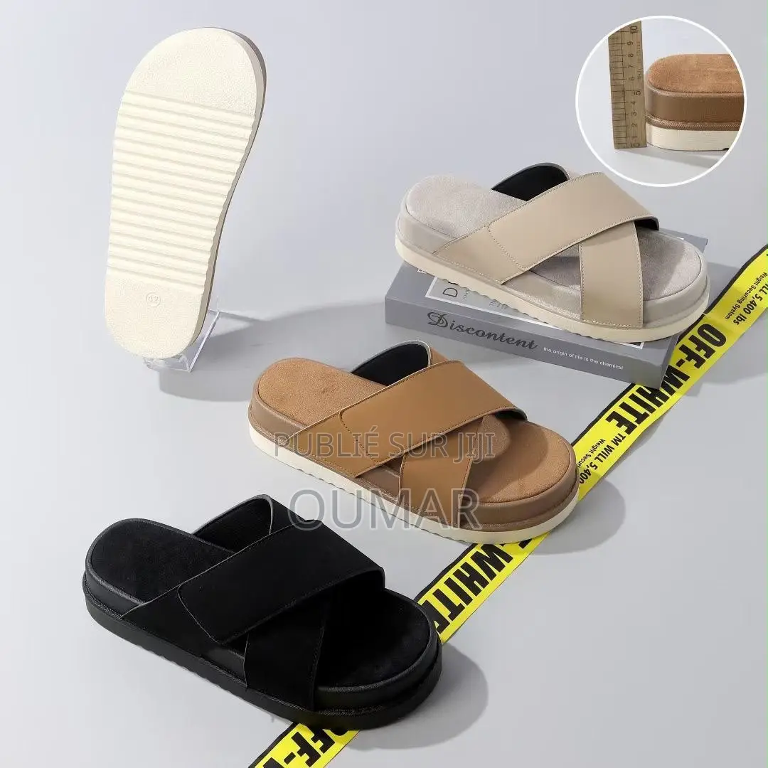 Nouveau Chaussure De Qualité Est Dispo