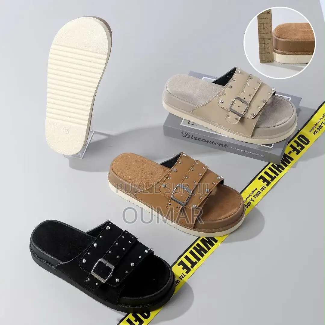 Nouveau Chaussure De Qualité Est Dispo