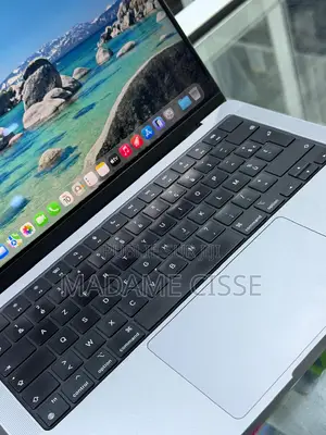 Nouveau Apple MacBook Pro 2021 M1 16GB Apple M1 Pro SSD 1T